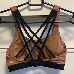 Lululemon sports bra, cross back